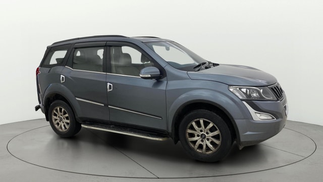View Mahindra XUV500 Image 23 Used Mahindra XUV500 Image 23