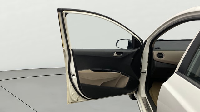 View Hyundai Xcent Image 31 Used Hyundai Xcent Image 31