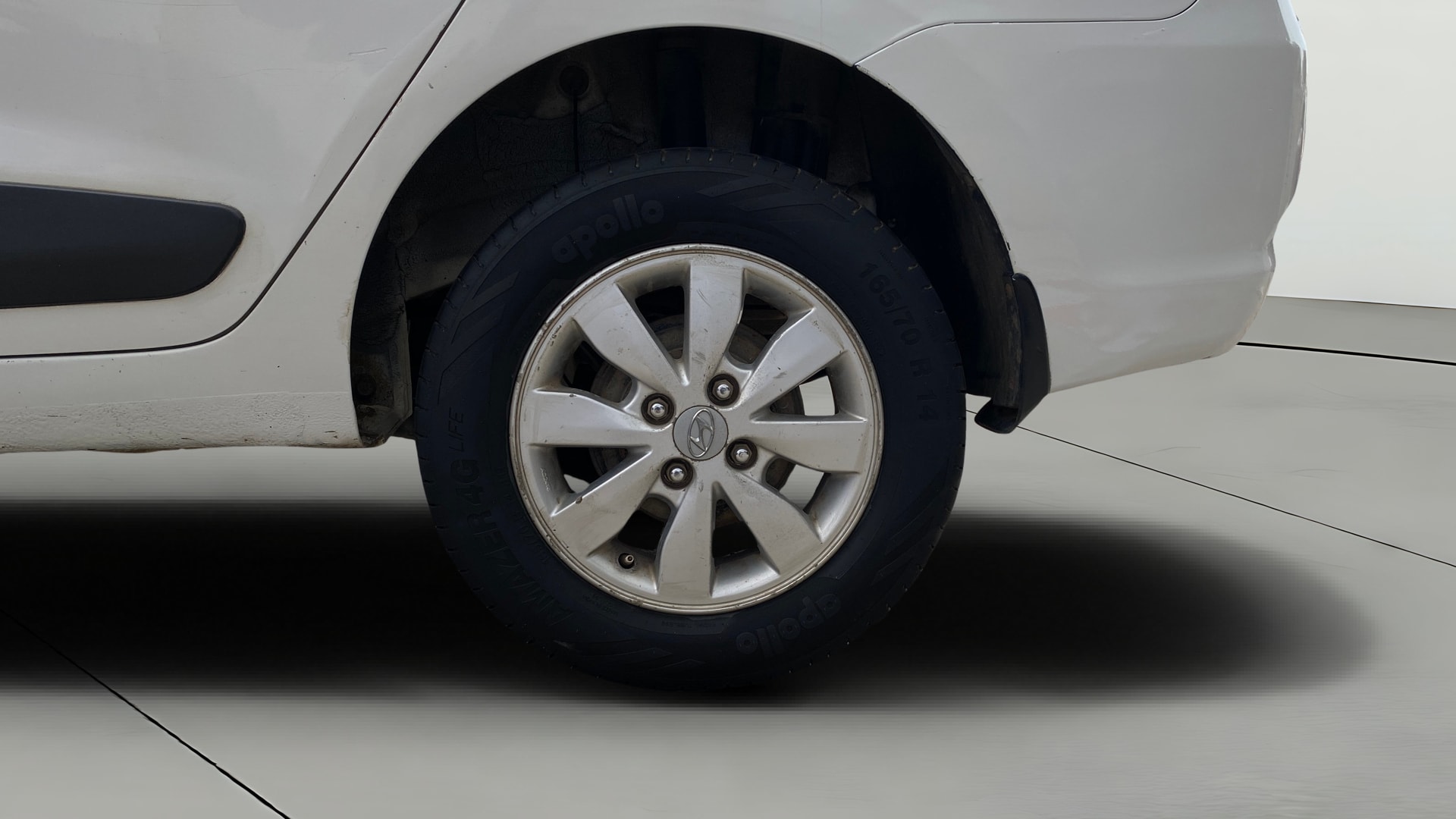 View 2016 Hyundai Xcent SX Diesel Image 12 Used 2016 Hyundai Xcent SX Diesel Image 12