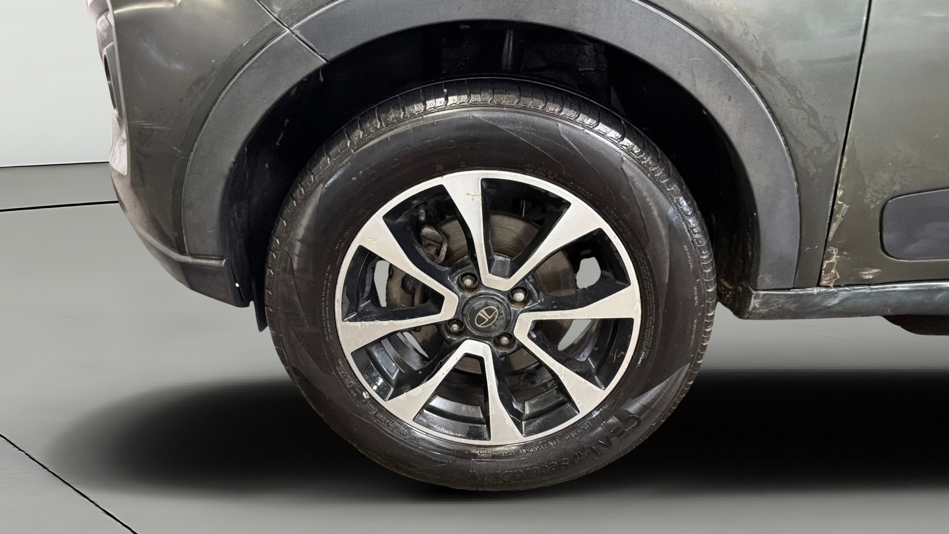 View 2020 Tata Nexon Revotron XE Image 34 Used 2020 Tata Nexon Revotron XE Image 34
