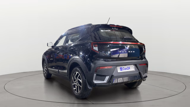 View Mahindra XUV 3XO Image 2 Used Mahindra XUV 3XO Image 2