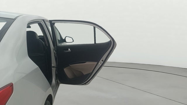 View Hyundai Xcent Image 7 Used Hyundai Xcent Image 7
