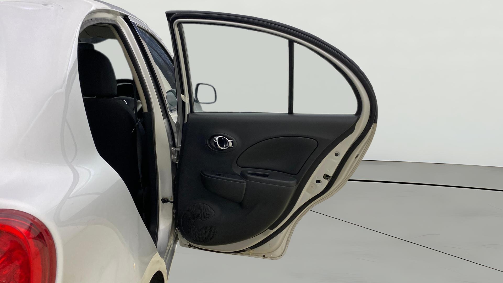 View 2017 Nissan Micra XL (CVT) Image 7 Used 2017 Nissan Micra XL (CVT) Image 7