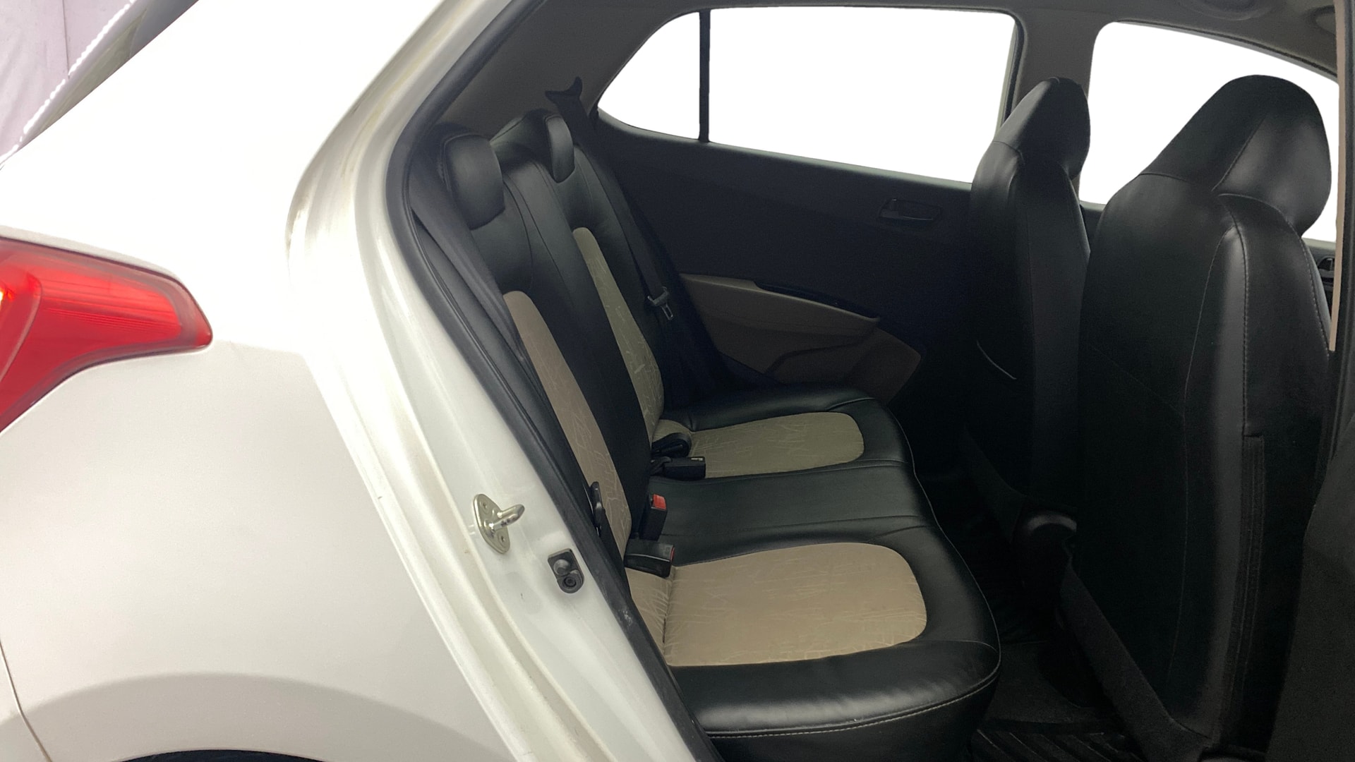View 2019 Hyundai Grand i10 Magna 1.2 Kappa VTVT Image 28 Used 2019 Hyundai Grand i10 Magna 1.2 Kappa VTVT Image 28
