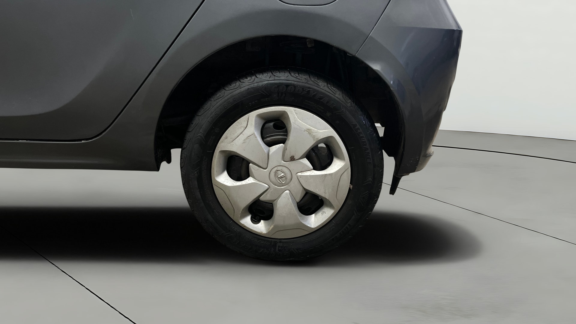 View 2021 Tata Tiago Revotorq XB Image 7 Used 2021 Tata Tiago Revotorq XB Image 7