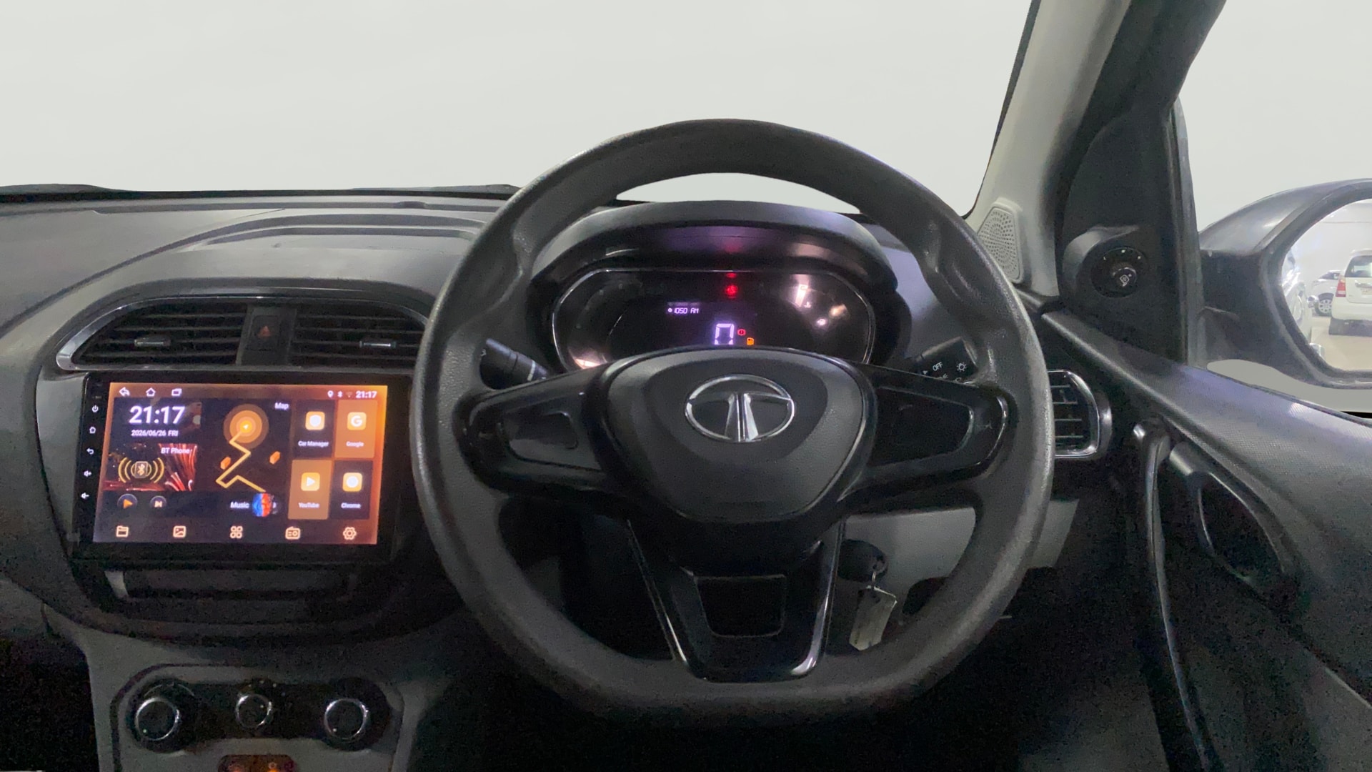 View 2020 Tata Tiago Revotorq XB Image 14 Used 2020 Tata Tiago Revotorq XB Image 14