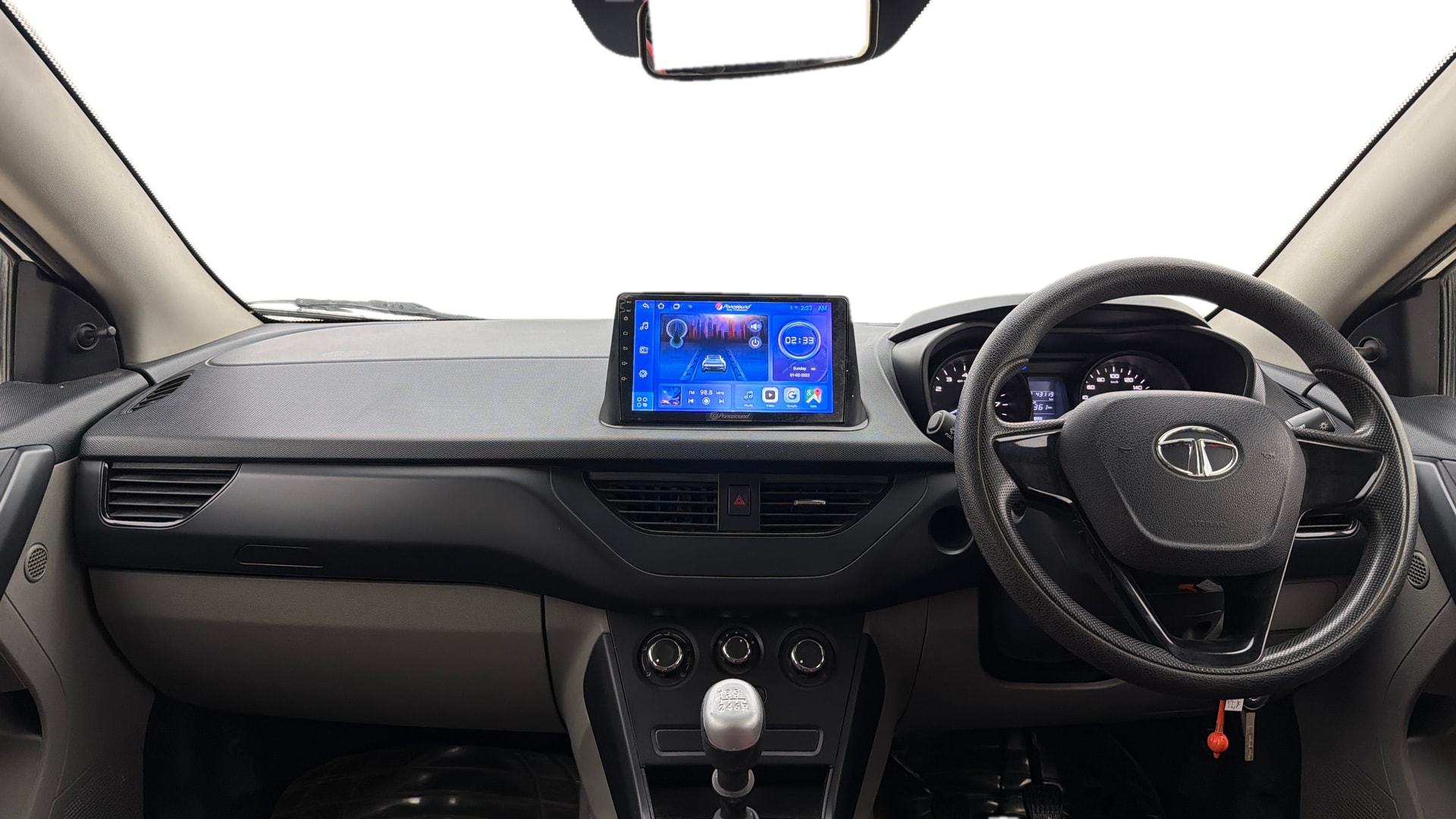 View 2018 Tata Nexon Revotron XE Image 15 Used 2018 Tata Nexon Revotron XE Image 15