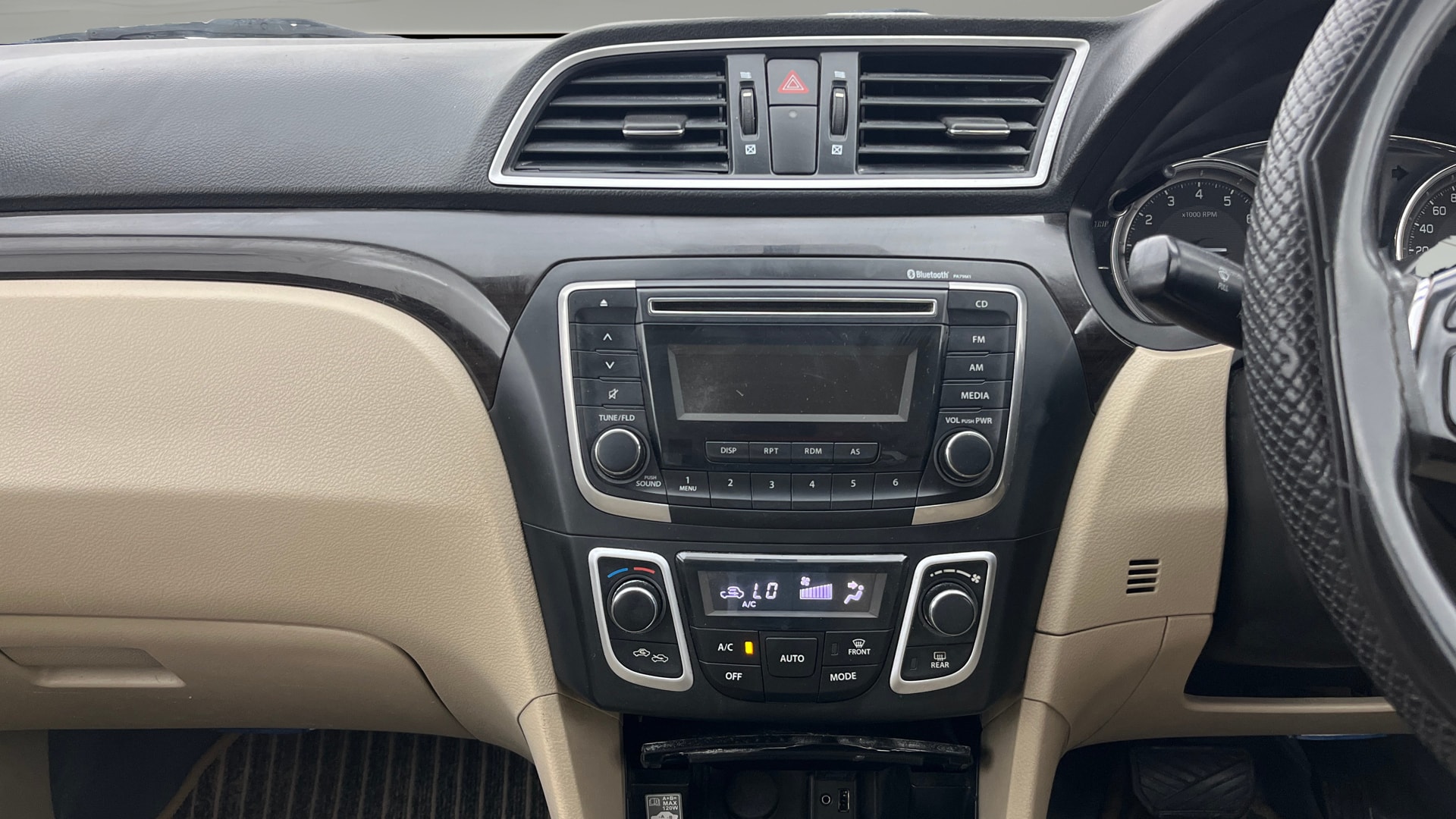 View 2018 Maruti Suzuki 1000 Base Variant Image 31 Used 2018 Maruti Suzuki 1000 Base Variant Image 31