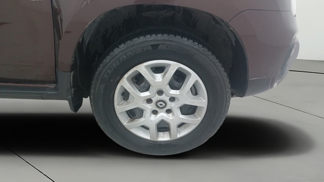 View Renault Duster Image 39 Used Renault Duster Image 39