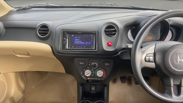 View Honda Brio Image 17 Used Honda Brio Image 17