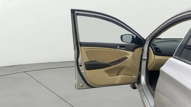 View Hyundai Verna Image 31 Used Hyundai Verna Image 31