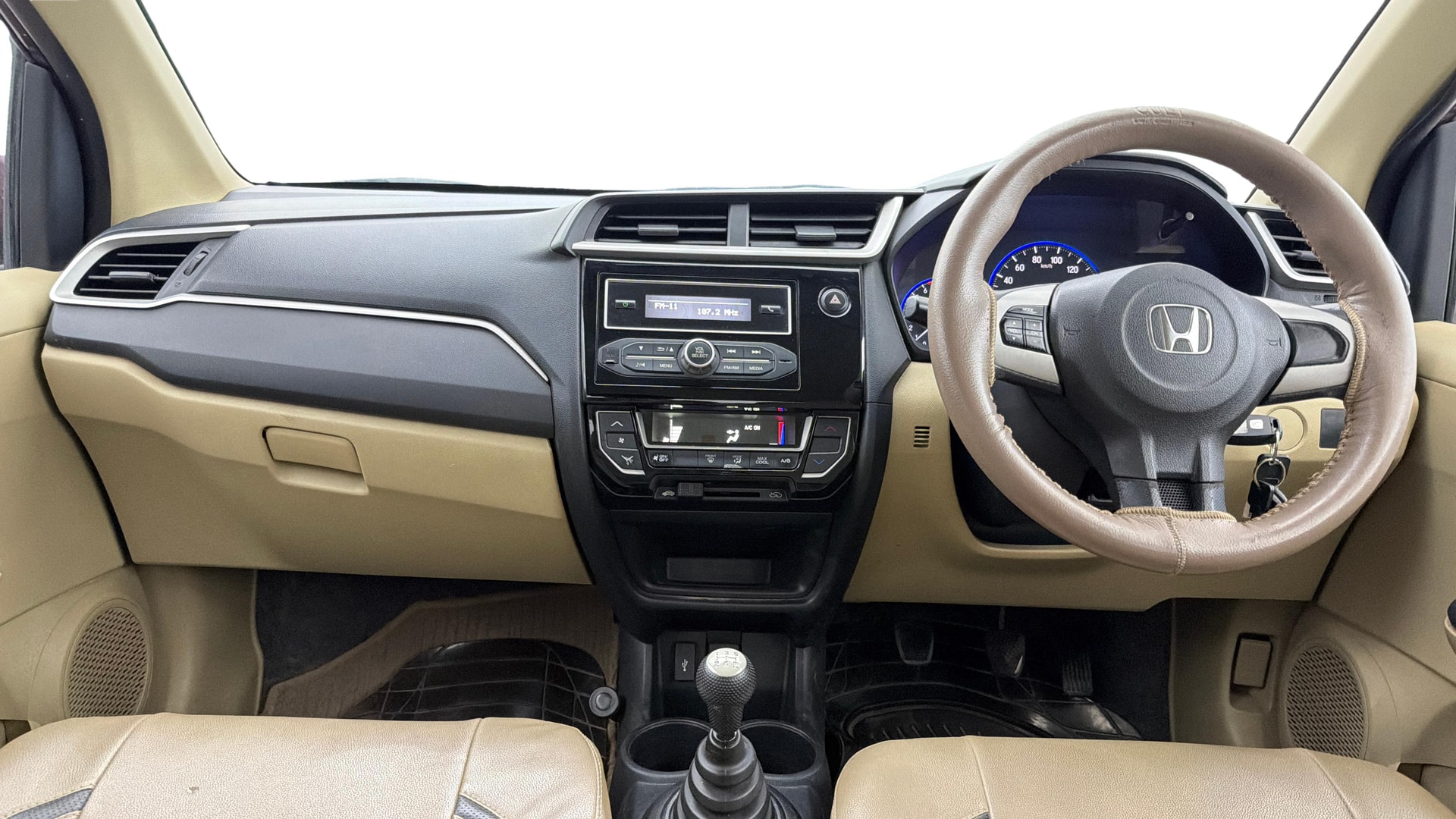 View 2017 Honda Amaze E MT Petrol BS IV Image 15 Used 2017 Honda Amaze E MT Petrol BS IV Image 15