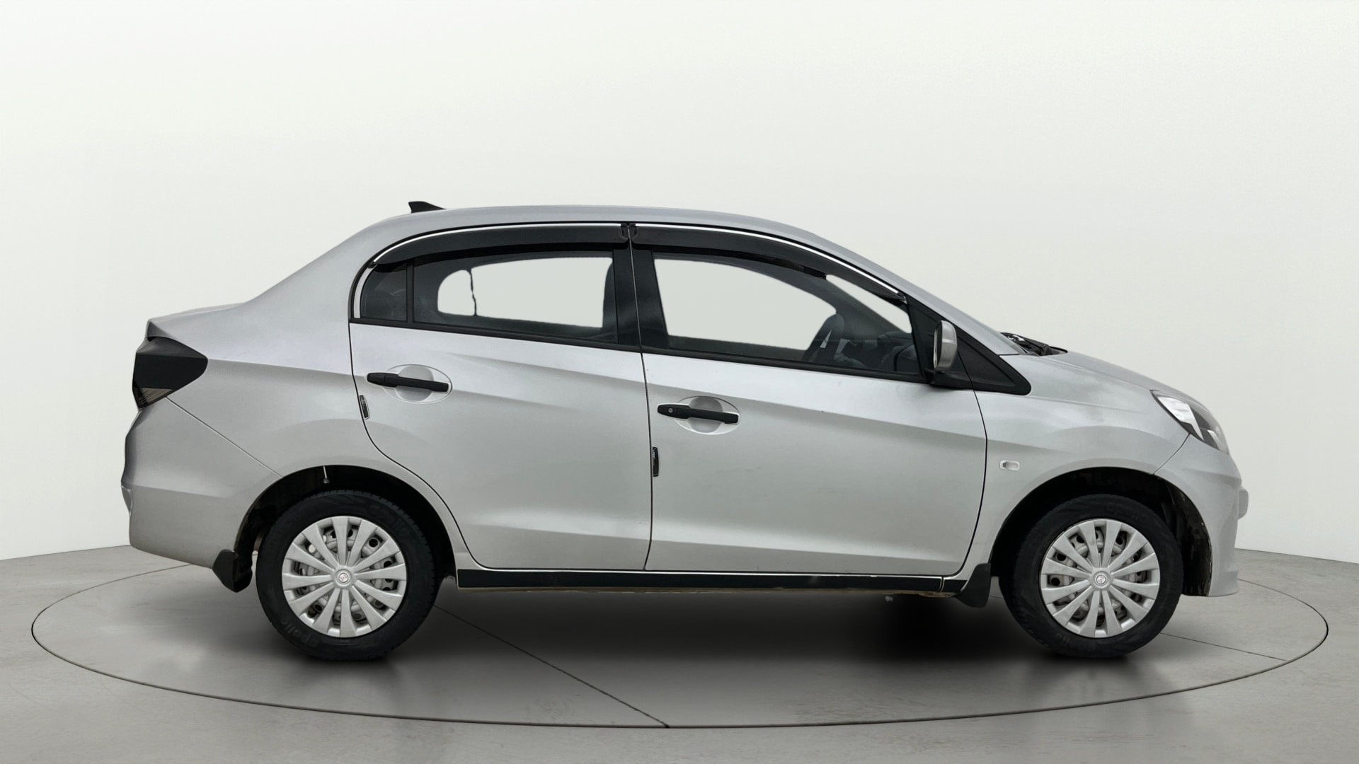 View 2015 Honda Amaze E MT Petrol BS IV Image 8 Used 2015 Honda Amaze E MT Petrol BS IV Image 8