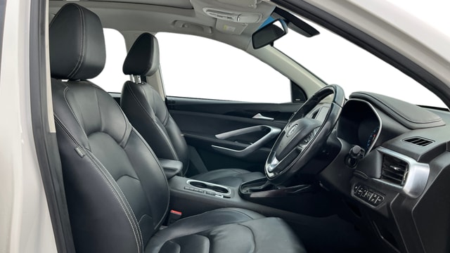 View MG Hector Image 18 Used MG Hector Image 18