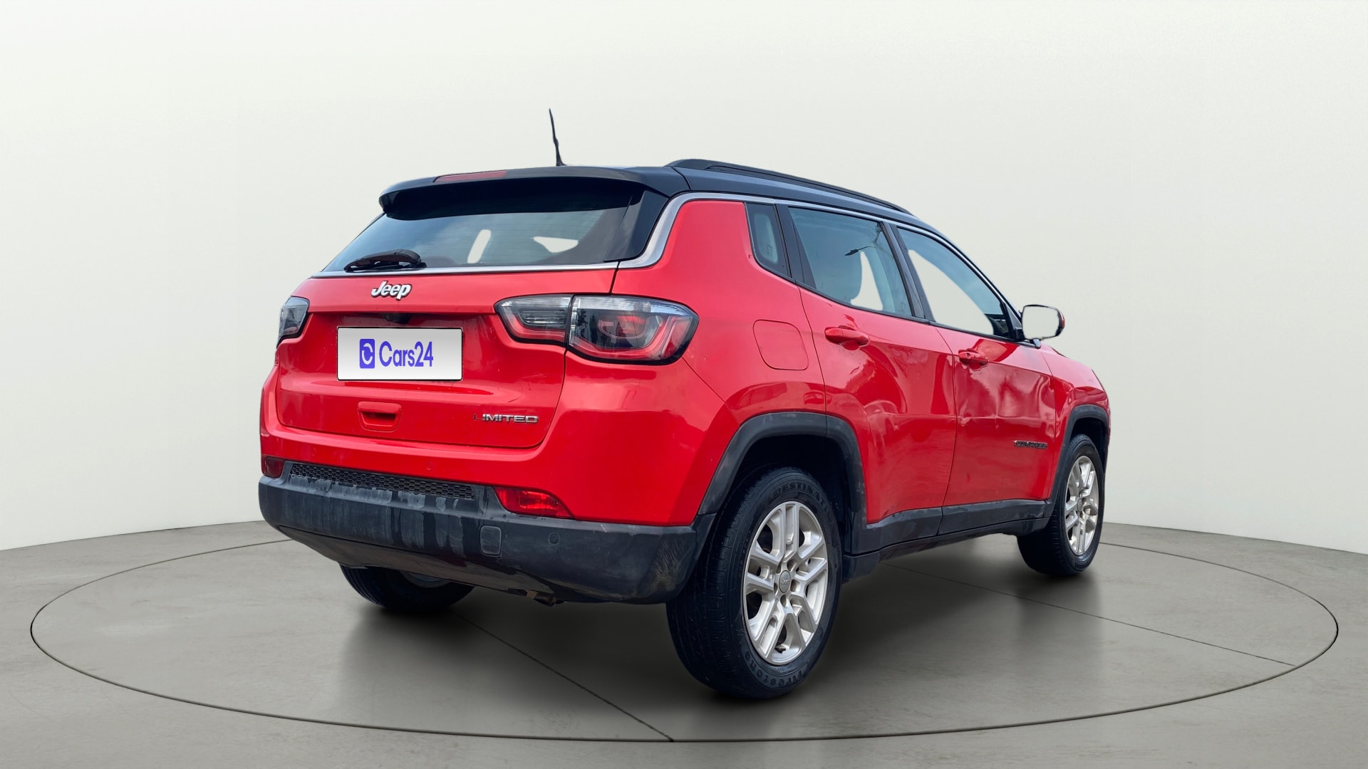 View 2017 Jeep Compass Limited 4X4 (O) 2.0 Diesel BS IV Image 45 Used 2017 Jeep Compass Limited 4X4 (O) 2.0 Diesel BS IV Image 45