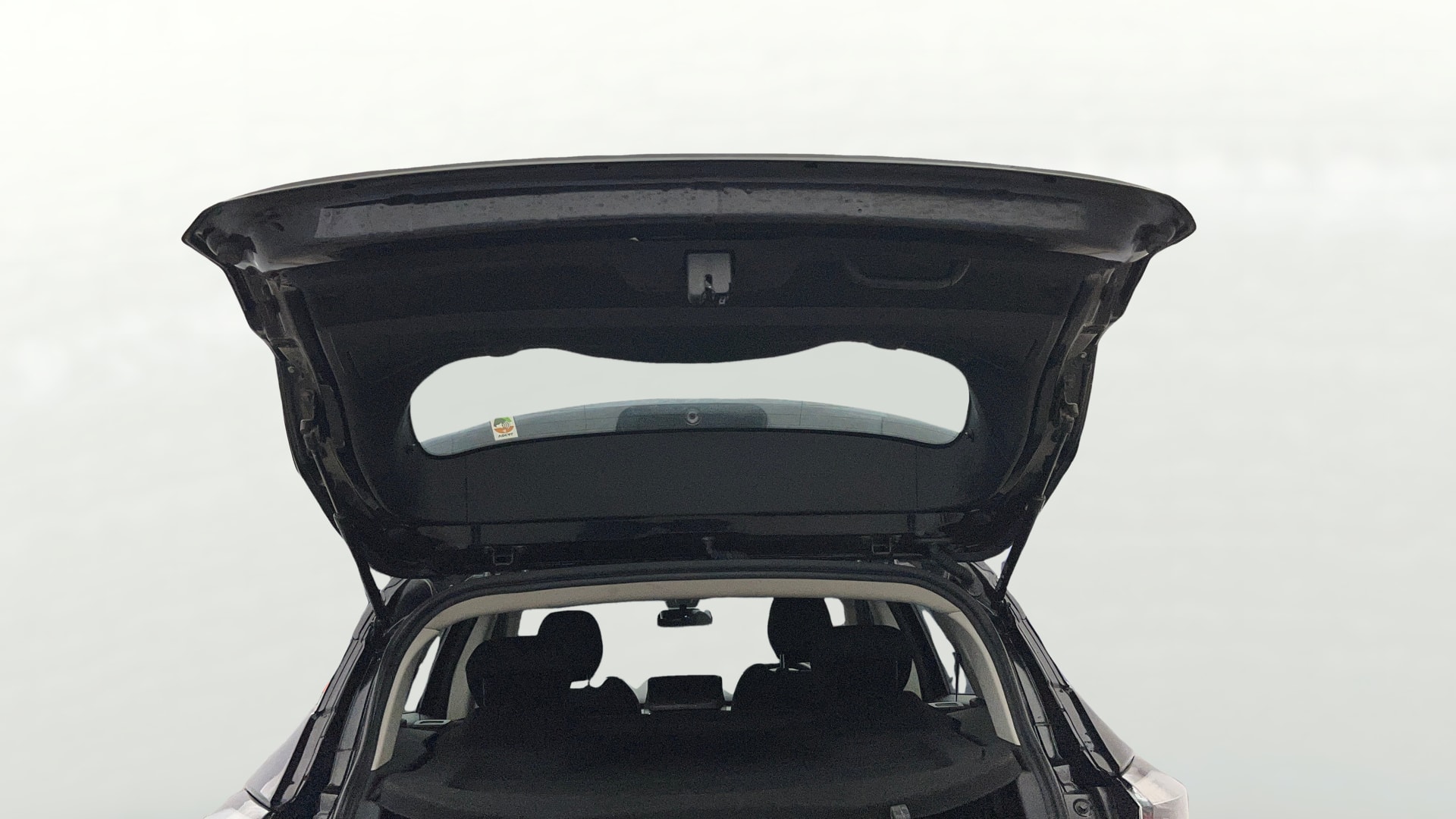 View 2023 Tata Harrier XE Image 32 Used 2023 Tata Harrier XE Image 32