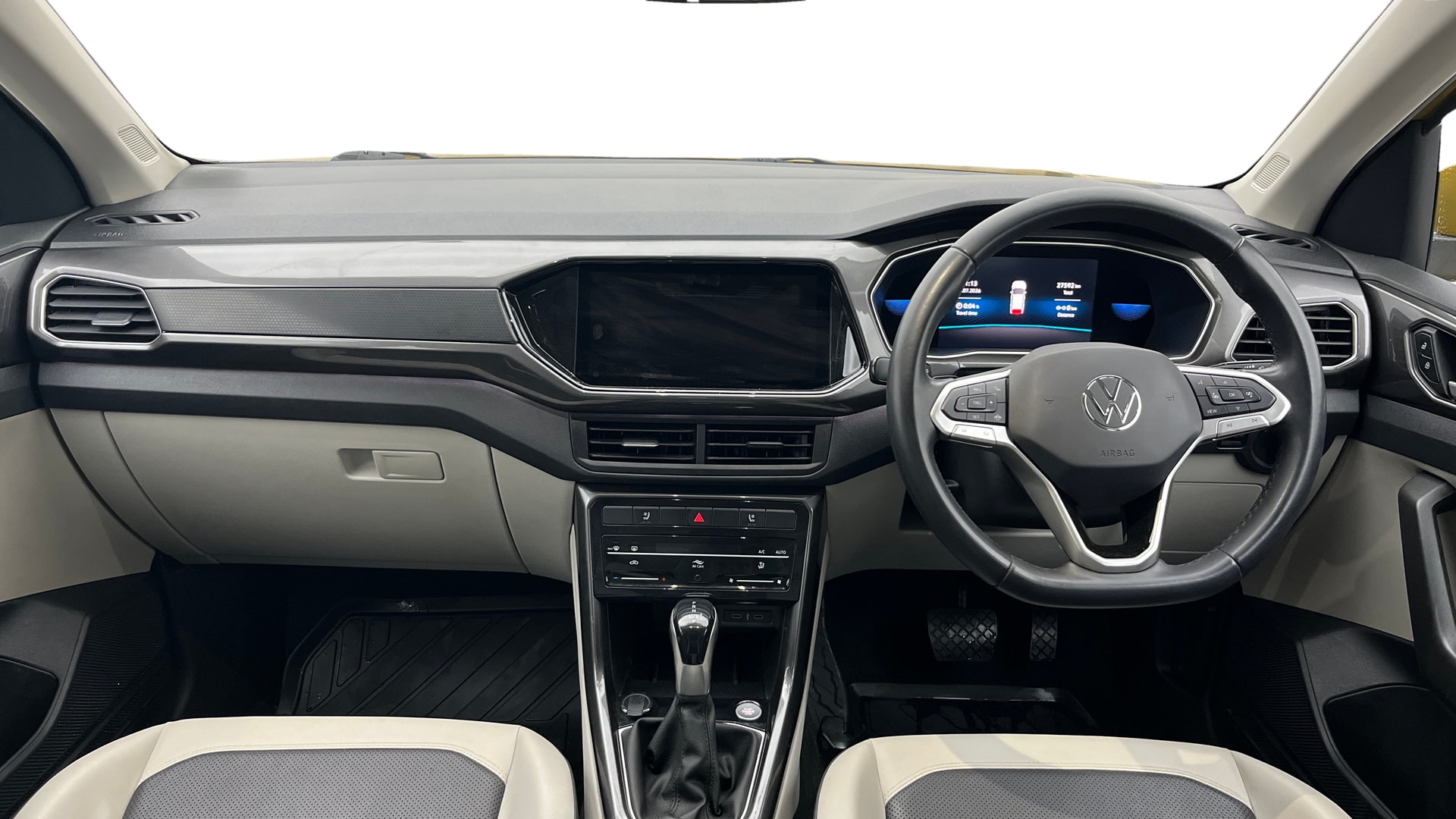 View 2022 Volkswagen Taigun 1.0 TSI Topline AT Image 31 Used 2022 Volkswagen Taigun 1.0 TSI Topline AT Image 31