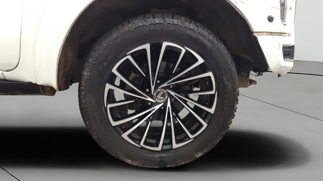 View Ford Endeavour Image 45 Used Ford Endeavour Image 45