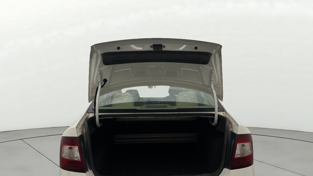 View Skoda Rapid Image 16 Used Skoda Rapid Image 16
