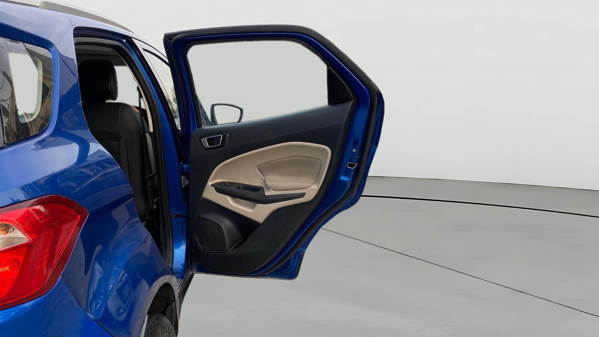 View 2021 Ford EcoSport 1.5 TDCi Diesel Ambiente BS IV Image 8 Used 2021 Ford EcoSport 1.5 TDCi Diesel Ambiente BS IV Image 8