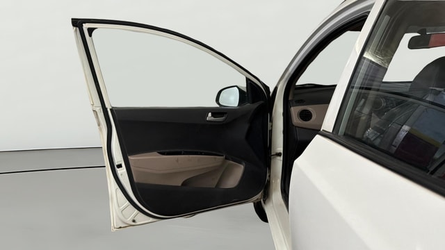 View Hyundai Grand i10 Image 36 Used Hyundai Grand i10 Image 36