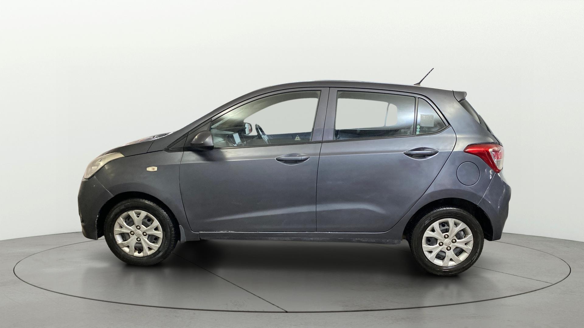 View 2014 Hyundai Grand i10 Magna 1.2 Kappa VTVT Image 5 Used 2014 Hyundai Grand i10 Magna 1.2 Kappa VTVT Image 5