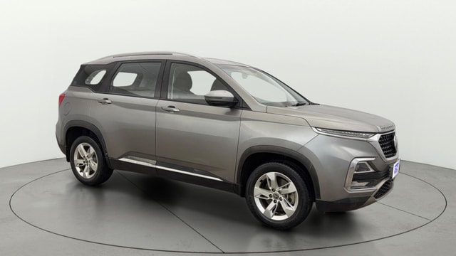 View MG Hector Image 37 Used MG Hector Image 37