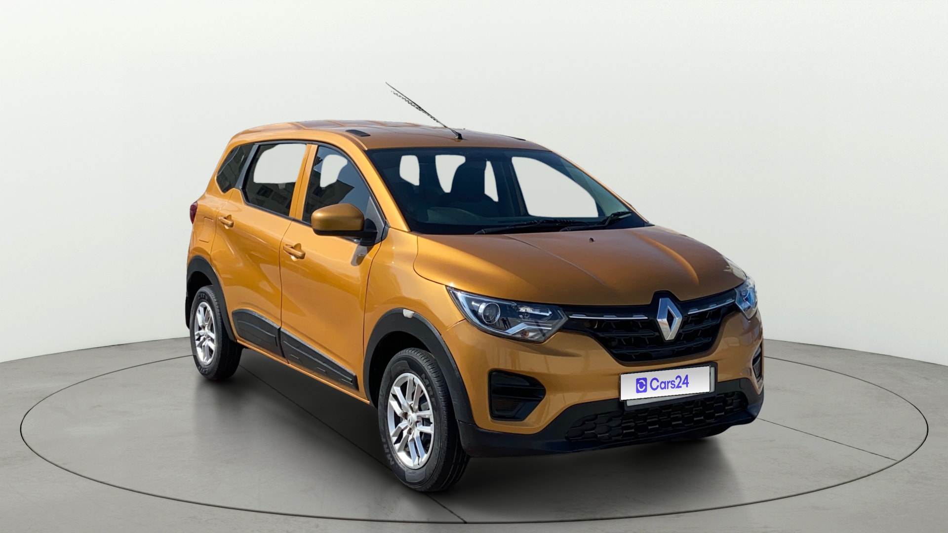 View 2021 Renault Triber RXE Image 22 Used 2021 Renault Triber RXE Image 22