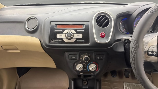 View Honda Mobilio Image 18 Used Honda Mobilio Image 18