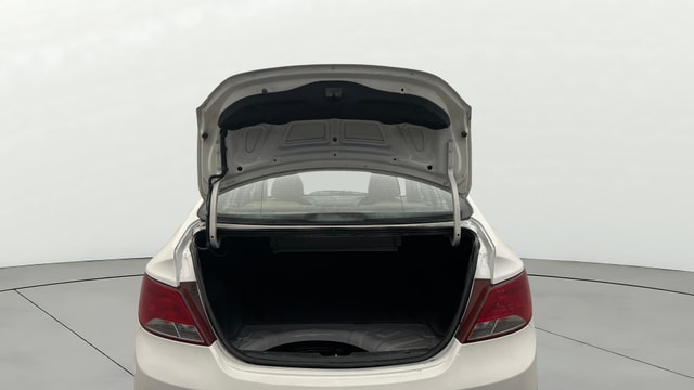 View Hyundai Verna Image 16 Used Hyundai Verna Image 16