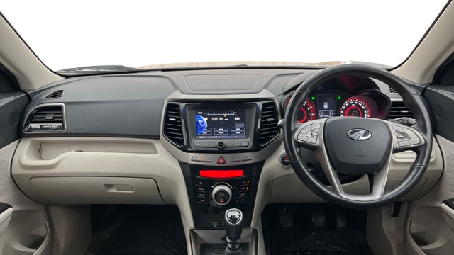 View Mahindra XUV300 Image 31 Used Mahindra XUV300 Image 31