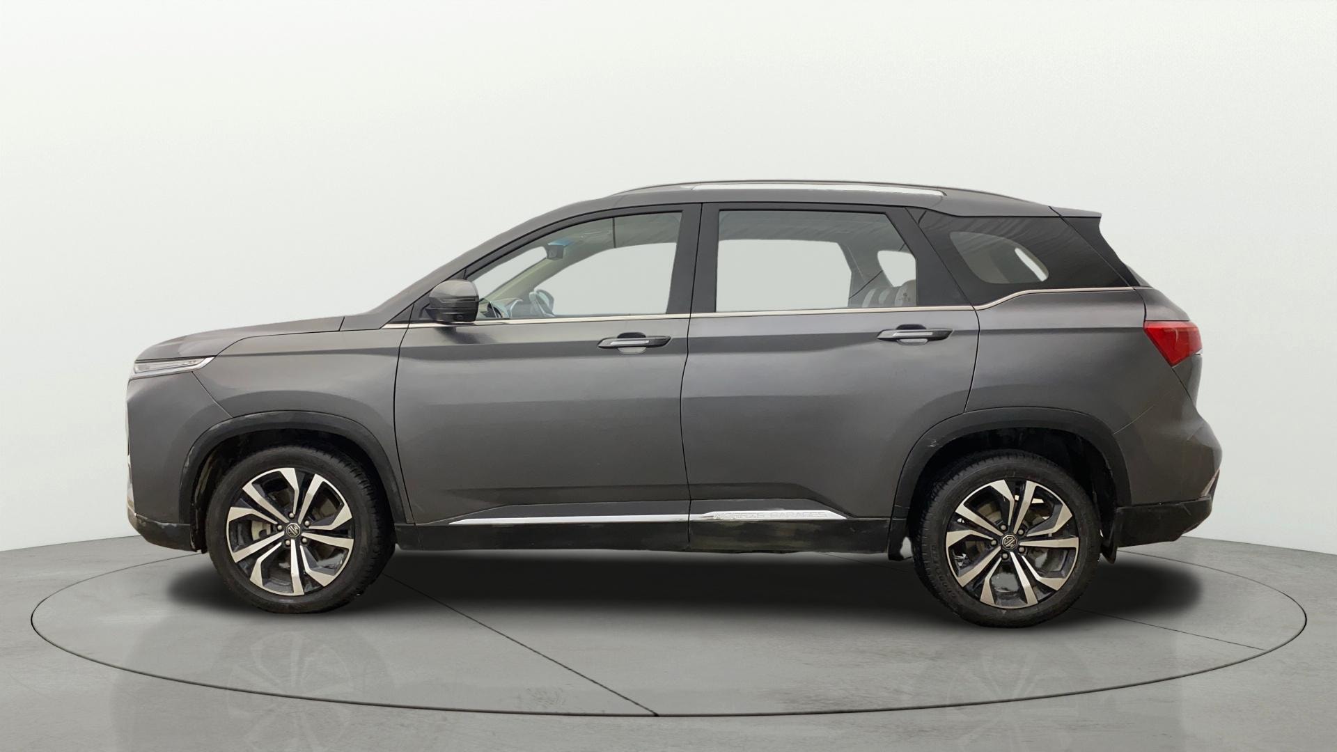 View 2023 MG Hector Plus Sharp Pro 7 Seater Diesel Image 28 Used 2023 MG Hector Plus Sharp Pro 7 Seater Diesel Image 28