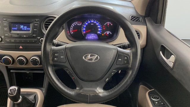 View Hyundai Xcent Image 20 Used Hyundai Xcent Image 20