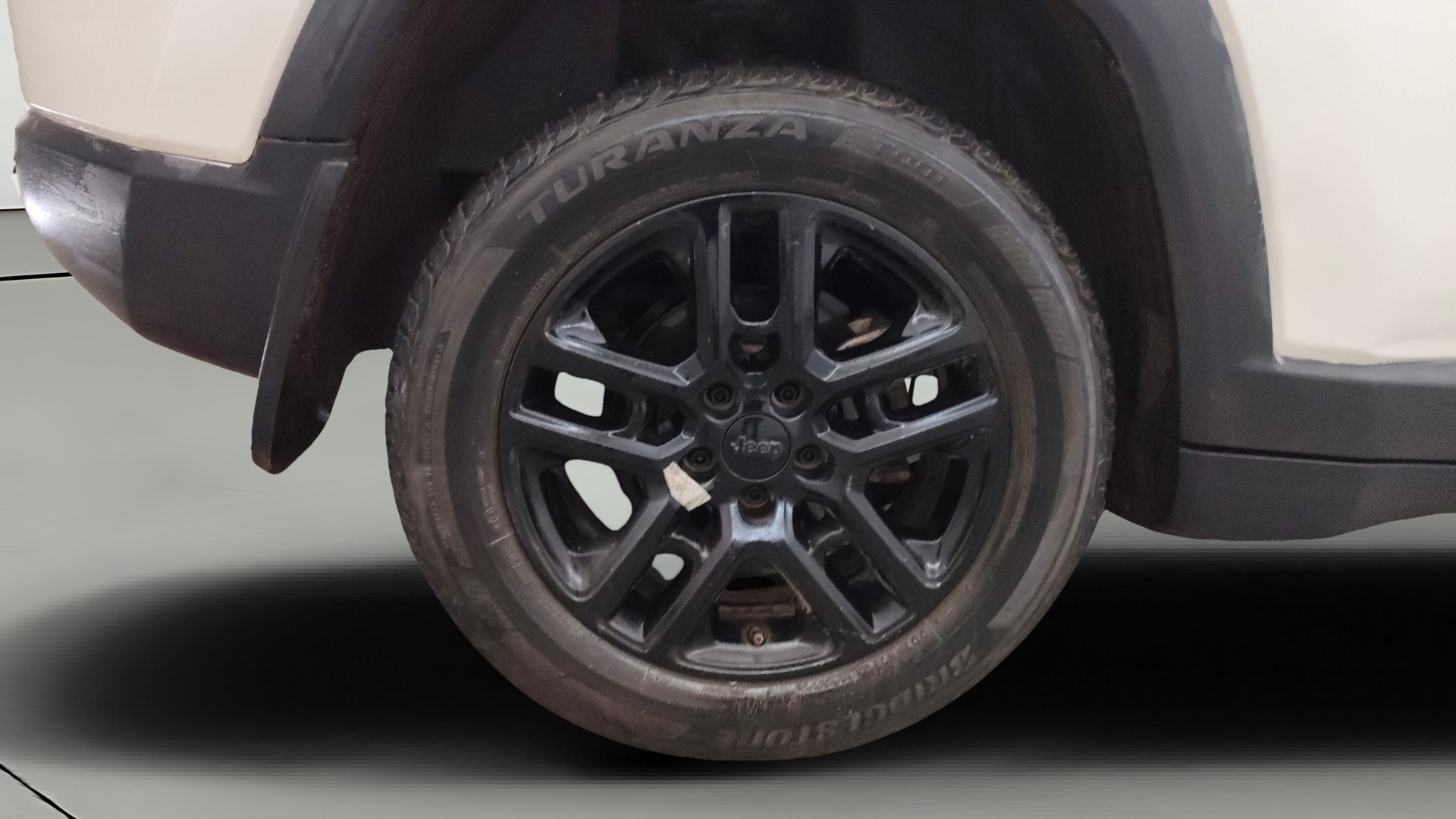 View 2019 Jeep Compass Limited 4X4 (O) 2.0 Diesel BS IV Image 33 Used 2019 Jeep Compass Limited 4X4 (O) 2.0 Diesel BS IV Image 33