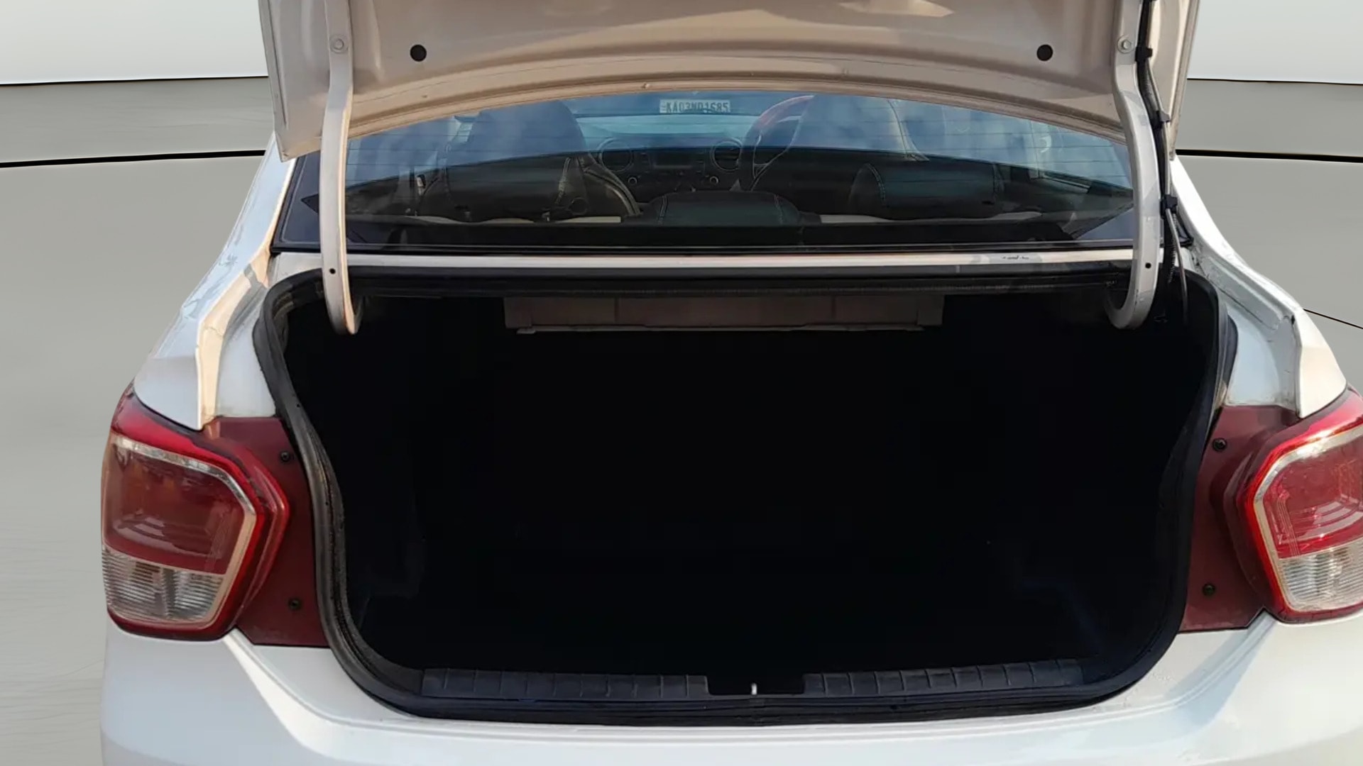 View 2014 Hyundai Xcent S AT (O) Petrol Image 38 Used 2014 Hyundai Xcent S AT (O) Petrol Image 38