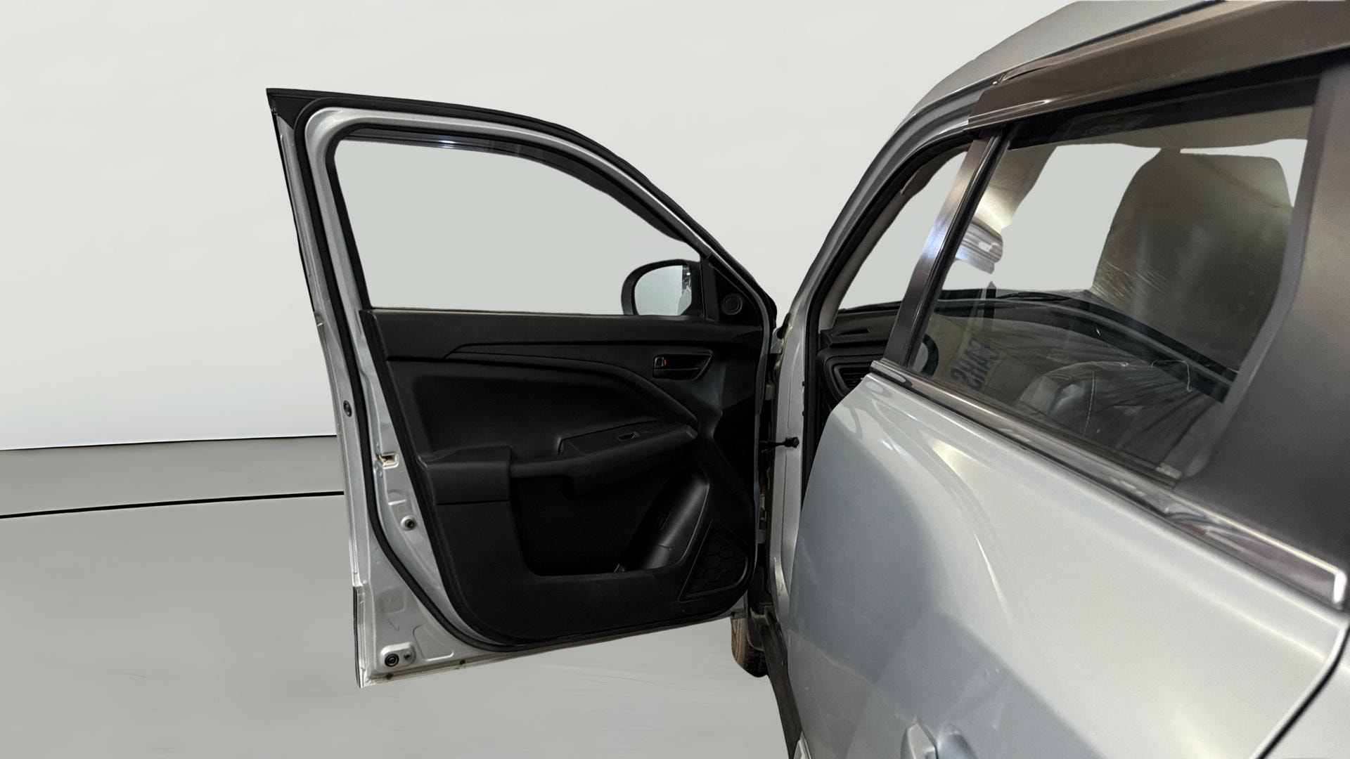 View 2023 Maruti Suzuki 1000 Base Variant Image 36 Used 2023 Maruti Suzuki 1000 Base Variant Image 36