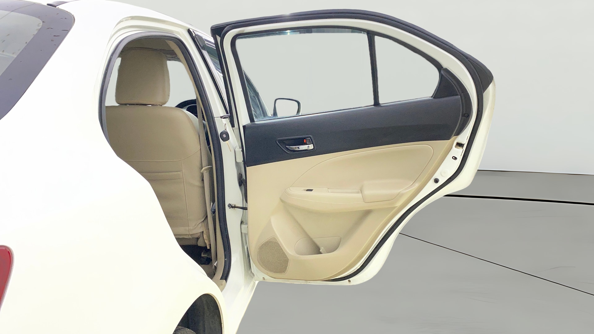 View 2018 Maruti Suzuki 1000 Base Variant Image 7 Used 2018 Maruti Suzuki 1000 Base Variant Image 7