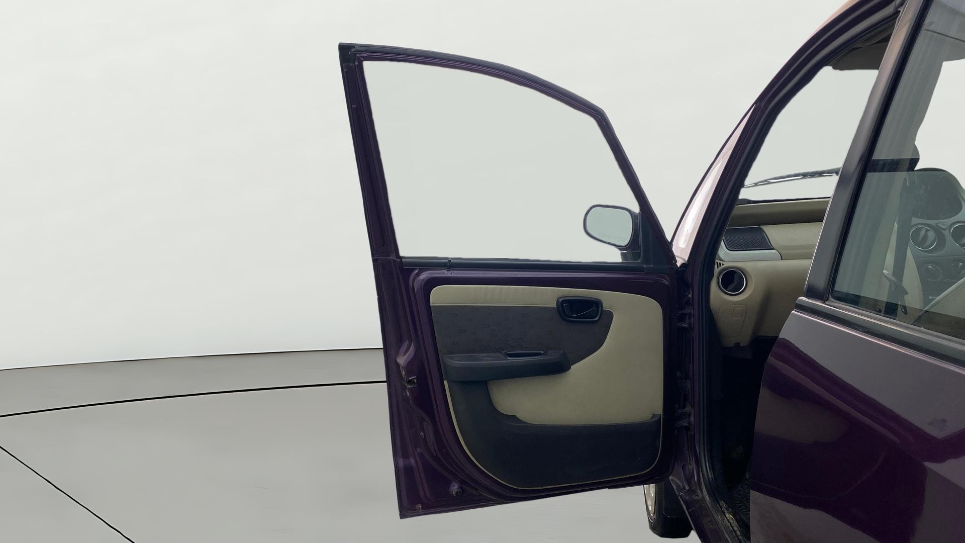 View 2015 Tata Nano Twist XT Image 30 Used 2015 Tata Nano Twist XT Image 30