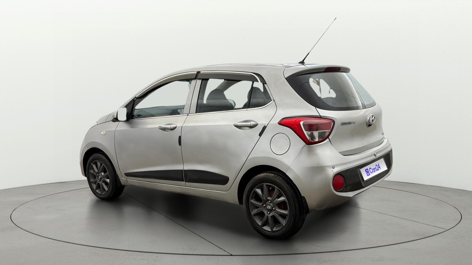 View 2018 Hyundai Grand i10 Magna 1.2 Kappa VTVT Image 2 Used 2018 Hyundai Grand i10 Magna 1.2 Kappa VTVT Image 2
