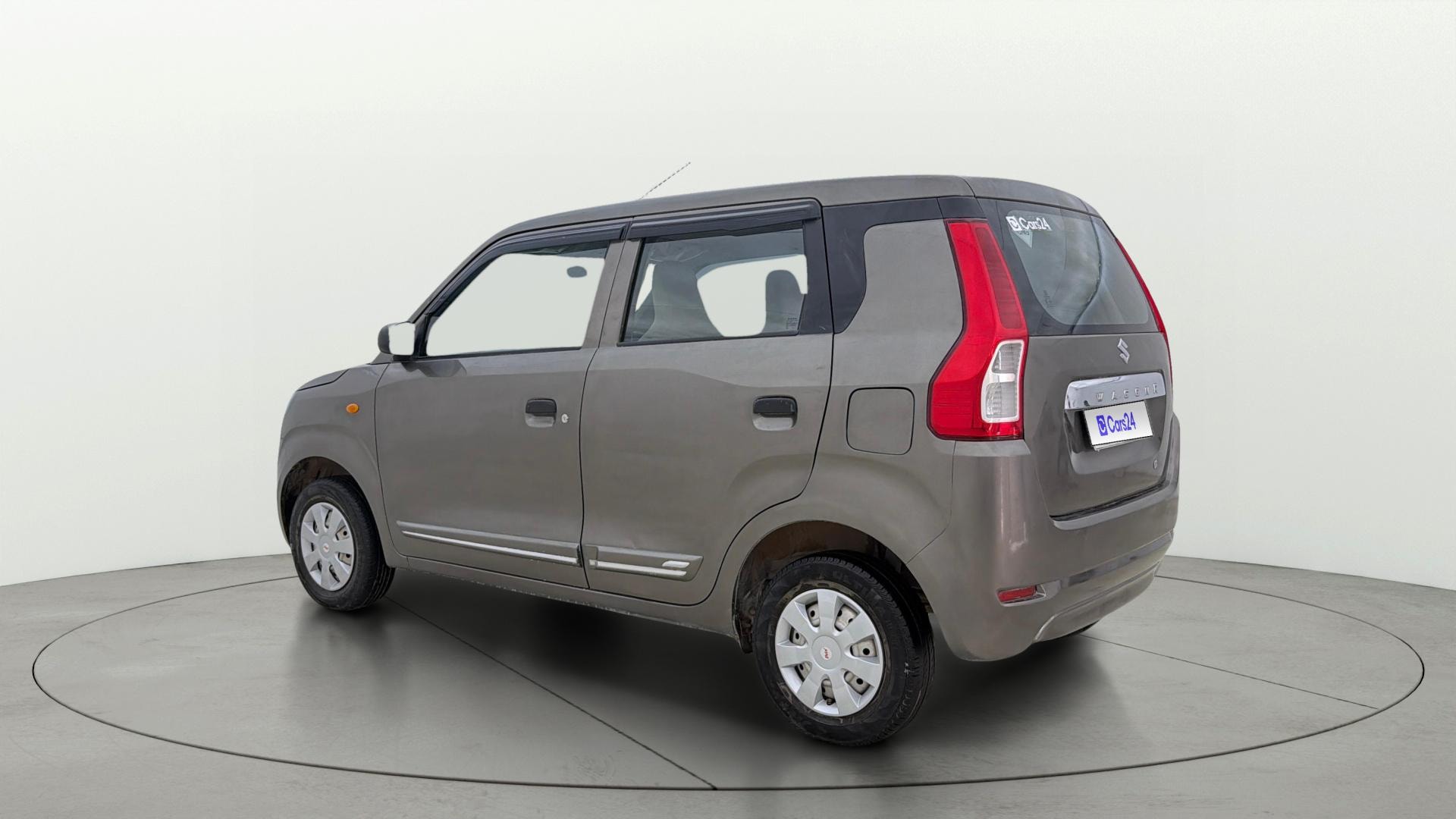 View 2020 Maruti Suzuki 1000 Base Variant Image 2 Used 2020 Maruti Suzuki 1000 Base Variant Image 2