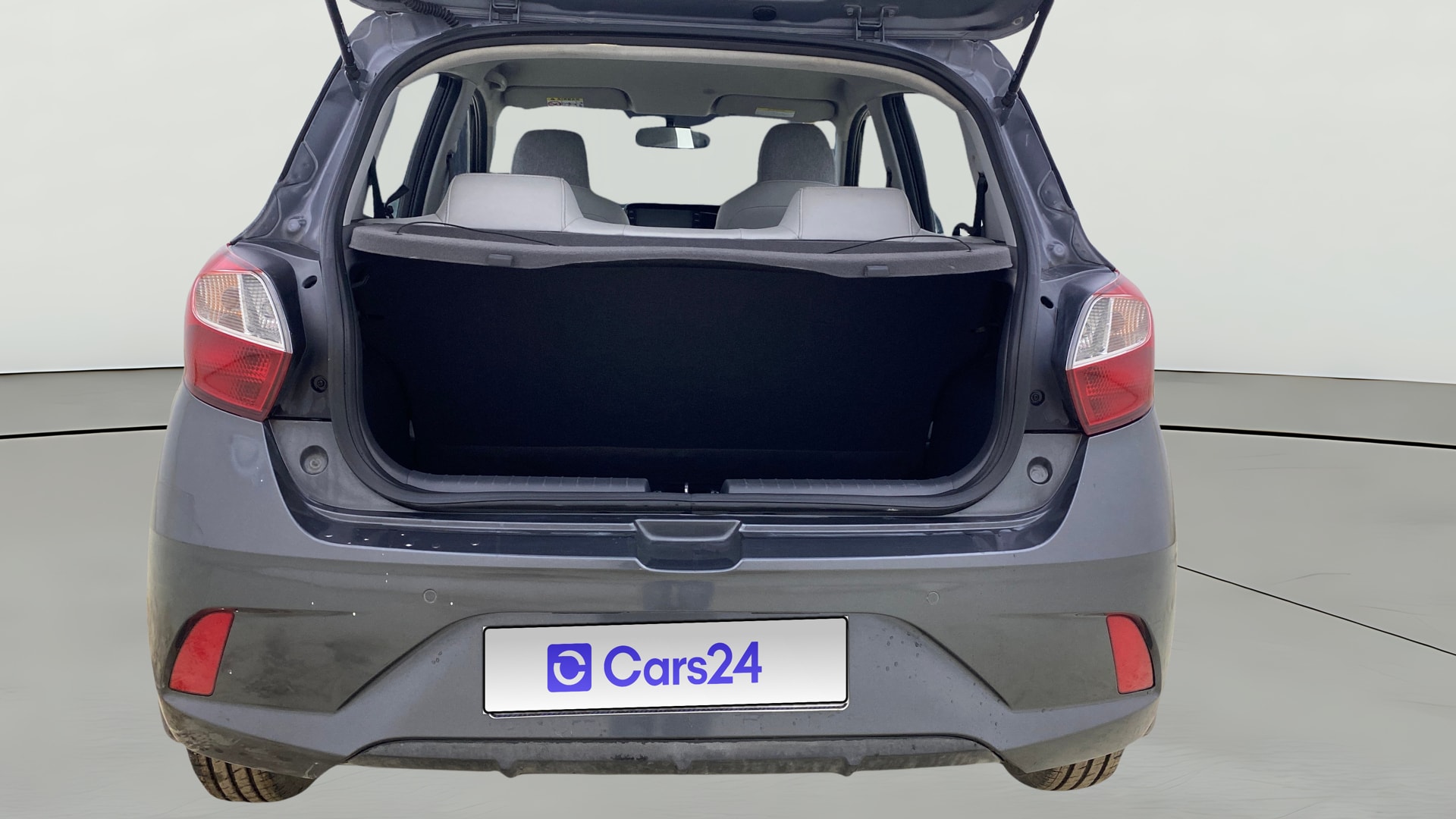 View 2022 Hyundai Grand i10 Nios Sportz Petrol AMT Image 38 Used 2022 Hyundai Grand i10 Nios Sportz Petrol AMT Image 38