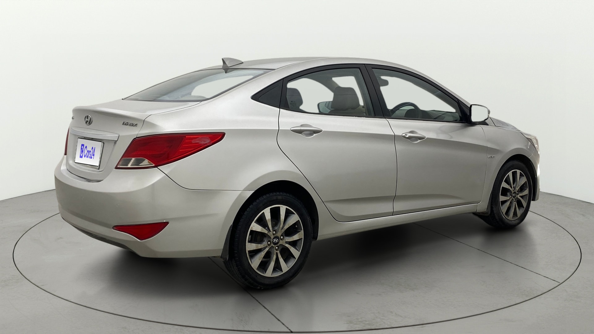 View 2016 Hyundai Verna 1.6 VTVT SX Image 42 Used 2016 Hyundai Verna 1.6 VTVT SX Image 42