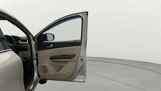 View Renault Triber Image 47 Used Renault Triber Image 47