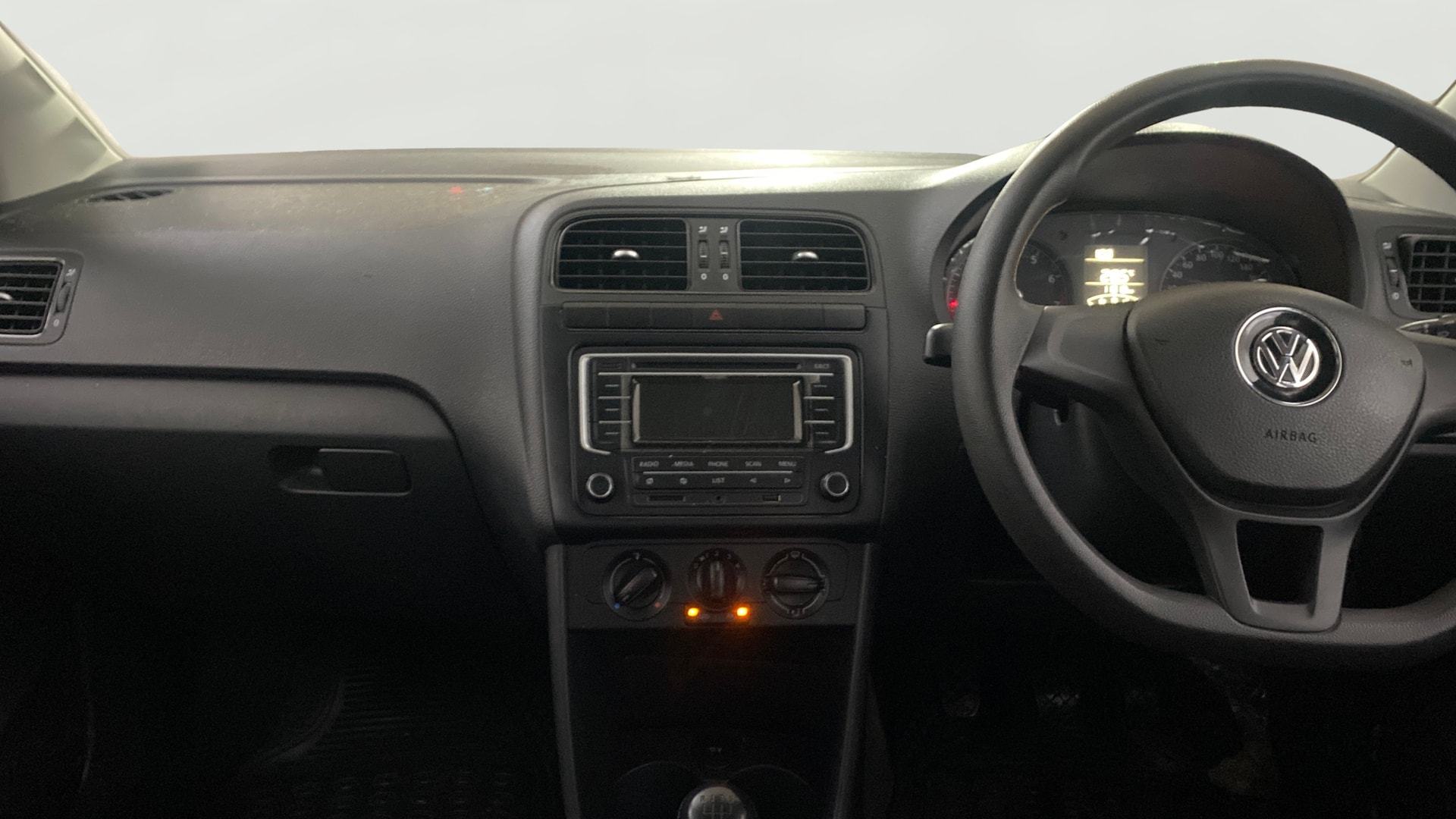 View 2015 Volkswagen Polo 1.2 Trendline Petrol Image 17 Used 2015 Volkswagen Polo 1.2 Trendline Petrol Image 17