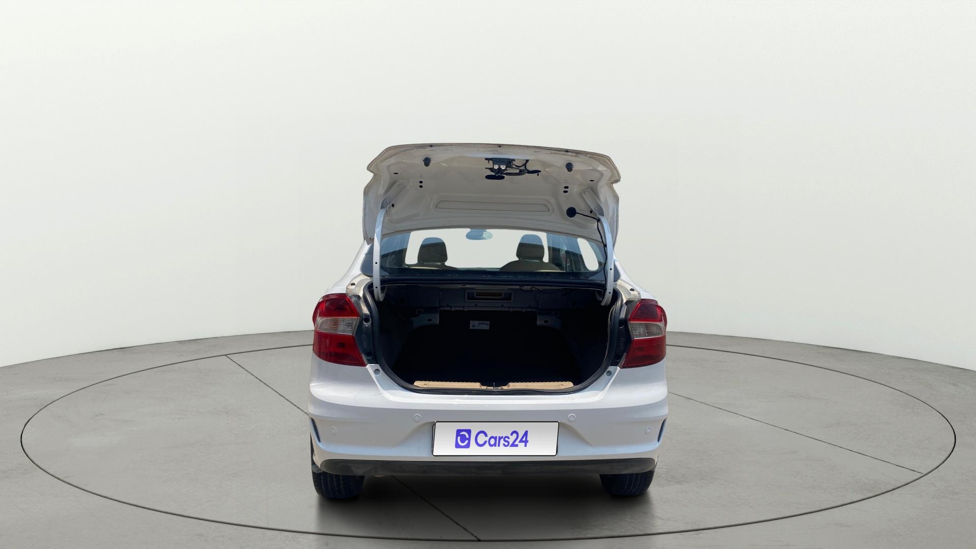 View 2019 Ford Figo Aspire 1.2P Ambiente MT BS IV Image 16 Used 2019 Ford Figo Aspire 1.2P Ambiente MT BS IV Image 16