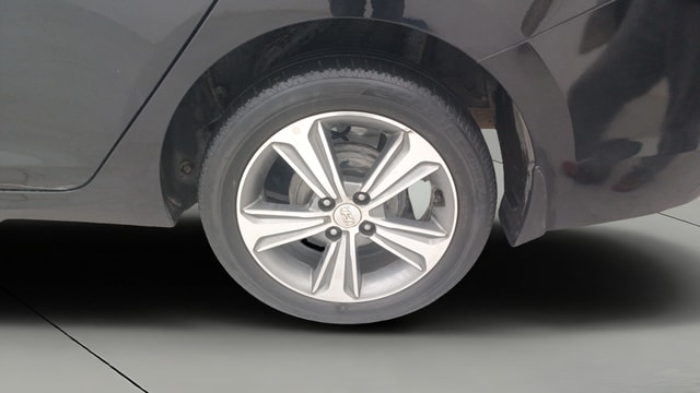 View Hyundai Verna Image 8 Used Hyundai Verna Image 8