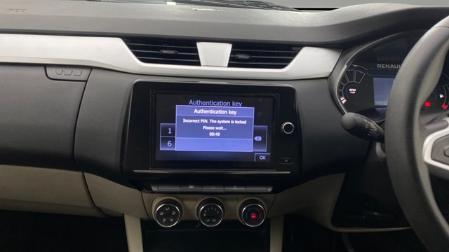 View Renault Triber Image 33 Used Renault Triber Image 33