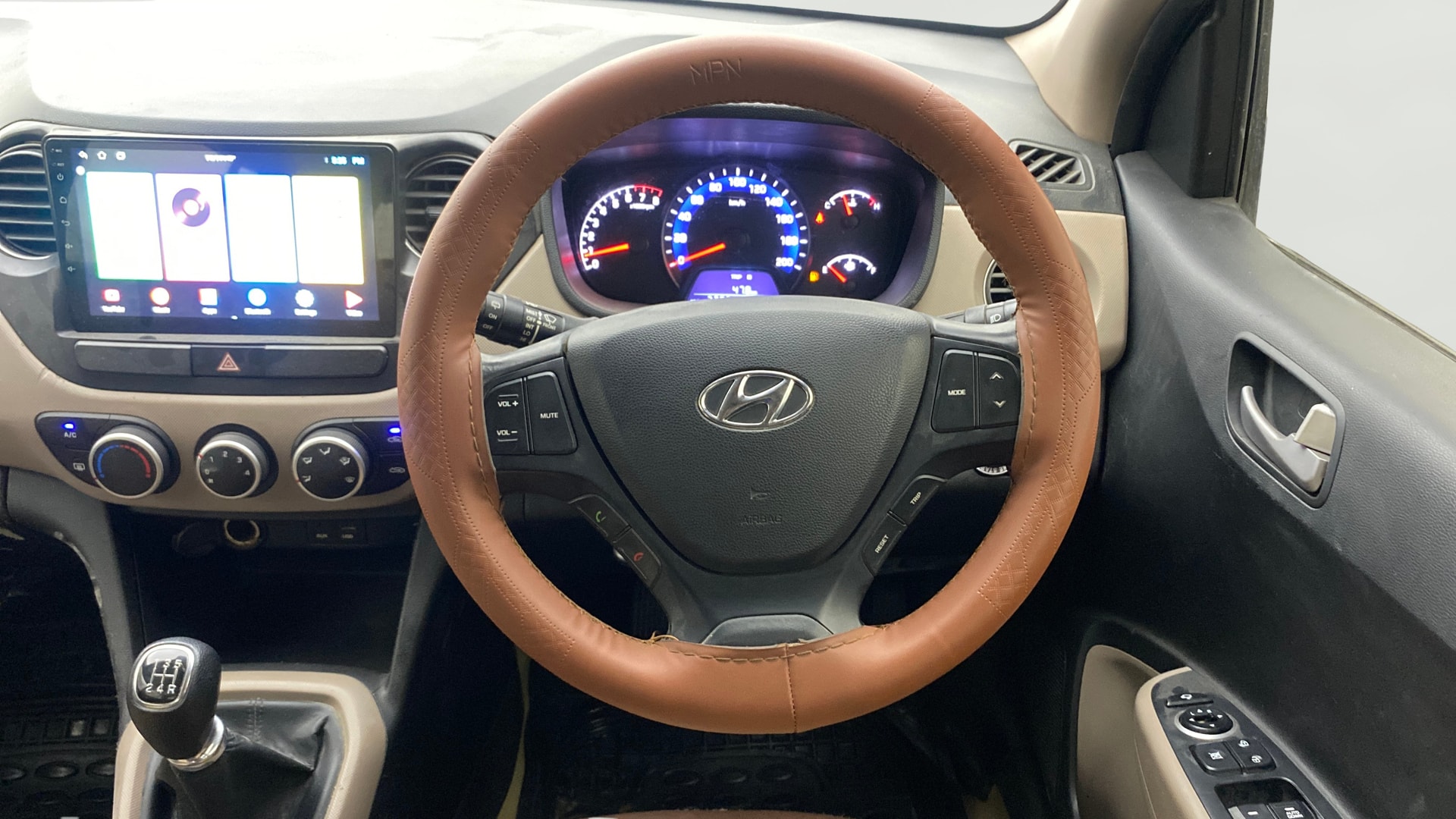 View 2015 Hyundai Grand i10 1.2 Asta Petrol Image 20 Used 2015 Hyundai Grand i10 1.2 Asta Petrol Image 20