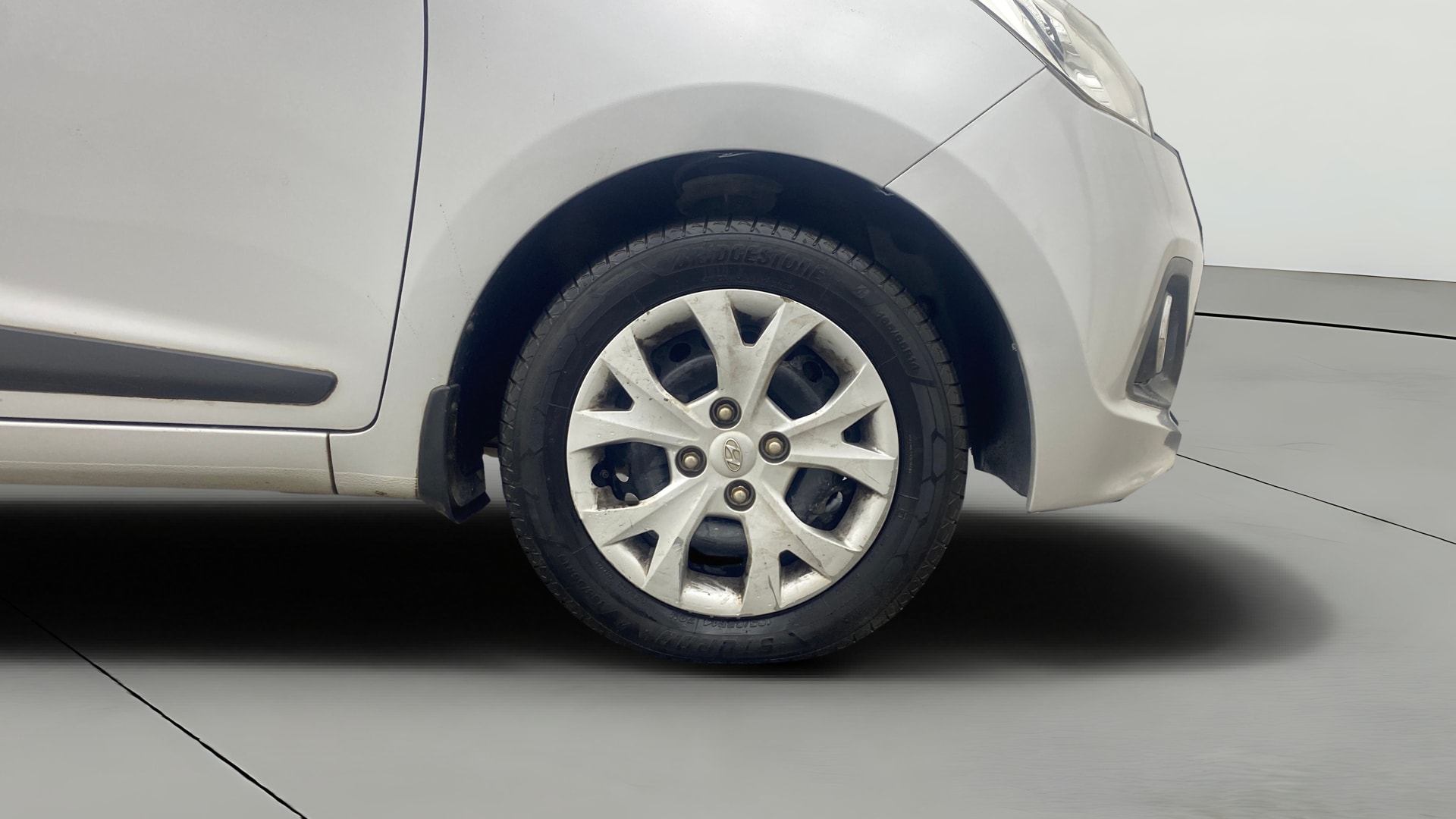 View 2014 Hyundai Grand i10 Sportz 1.2 Kappa Image 40 Used 2014 Hyundai Grand i10 Sportz 1.2 Kappa Image 40