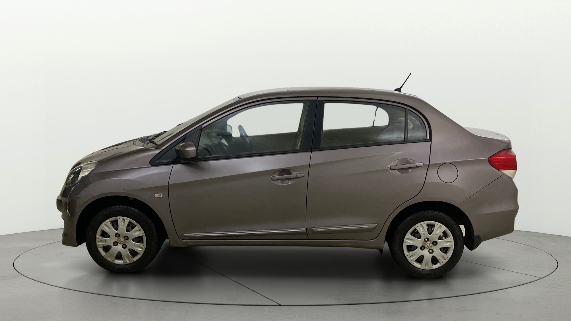 View 2014 Honda Amaze E MT Petrol BS IV Image 5 Used 2014 Honda Amaze E MT Petrol BS IV Image 5